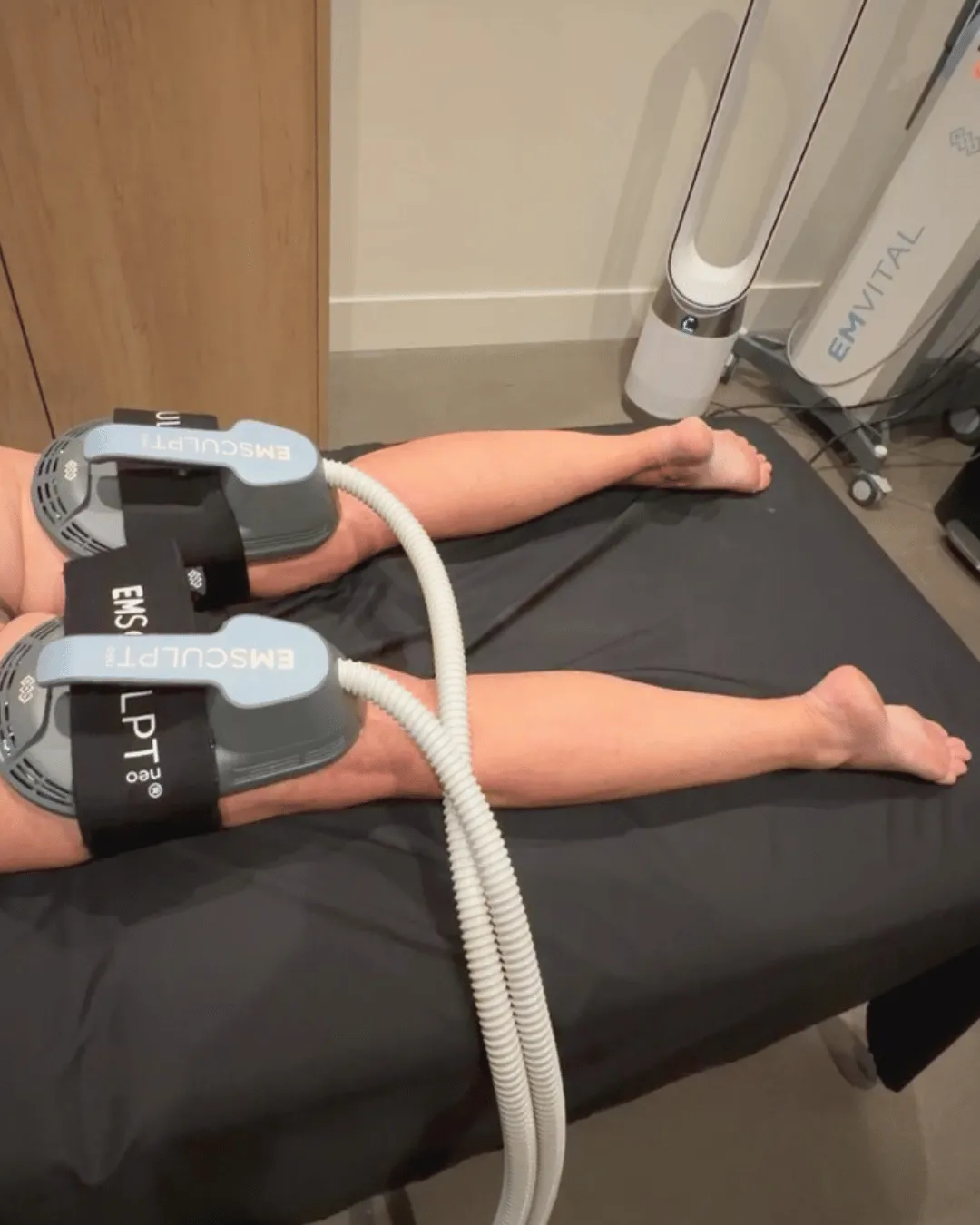 Emsculpt Neo treatment on back of thighs